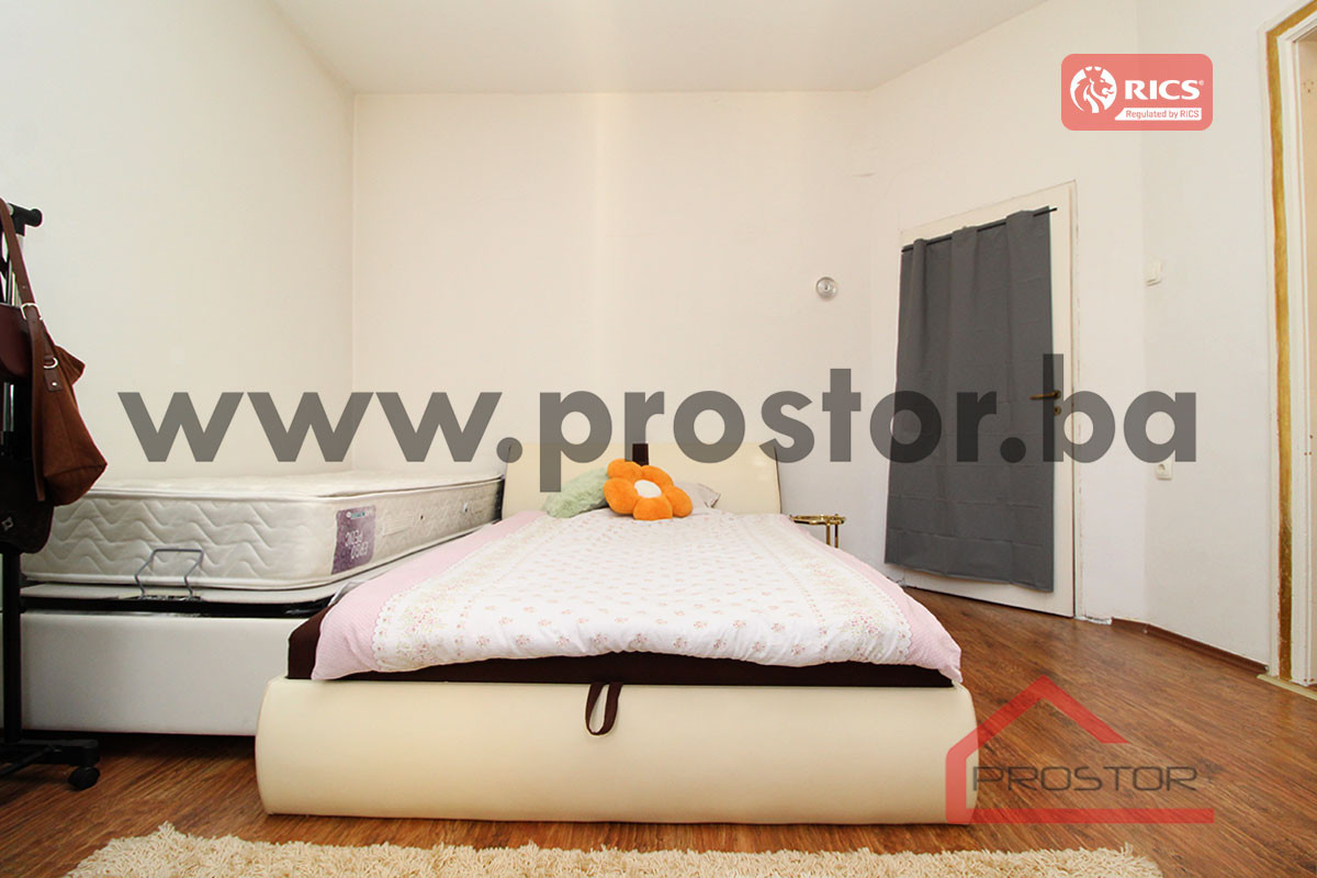 PROSTOR prodaje: Trosoban stan, Baščaršija 7
