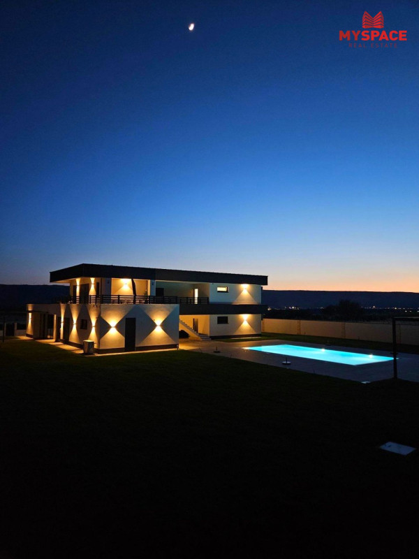 MY SPACE/ LUX Vila sa bazenom/ Blagaj/ 550 m2 2