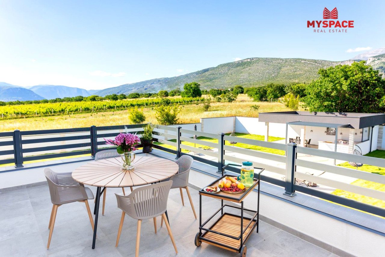 MY SPACE/ LUX Vila sa bazenom/ Blagaj/ 550 m2 21