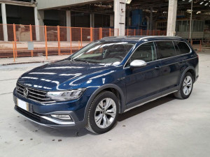 USKORO; VW Passat Alltrack 2,0 TDI 4 Motion