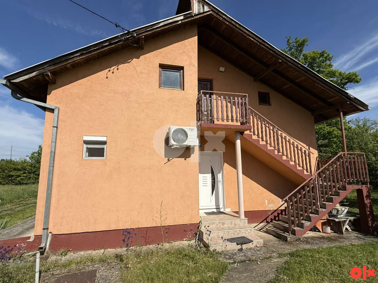 Kuća sa okućnicom 2000m2 - Jablan Trn 3