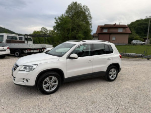 VW TIGUAN 2.0 TDI 103KW 4X4 *XENON,PANO,NAVI*