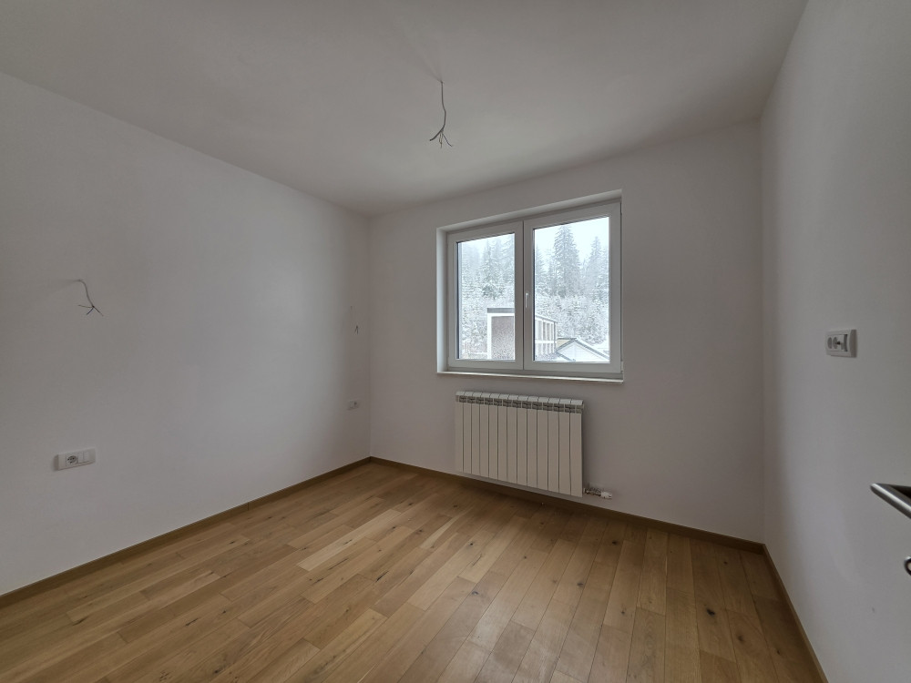 Prodaja manji dvosoban apartman Jahorina 9