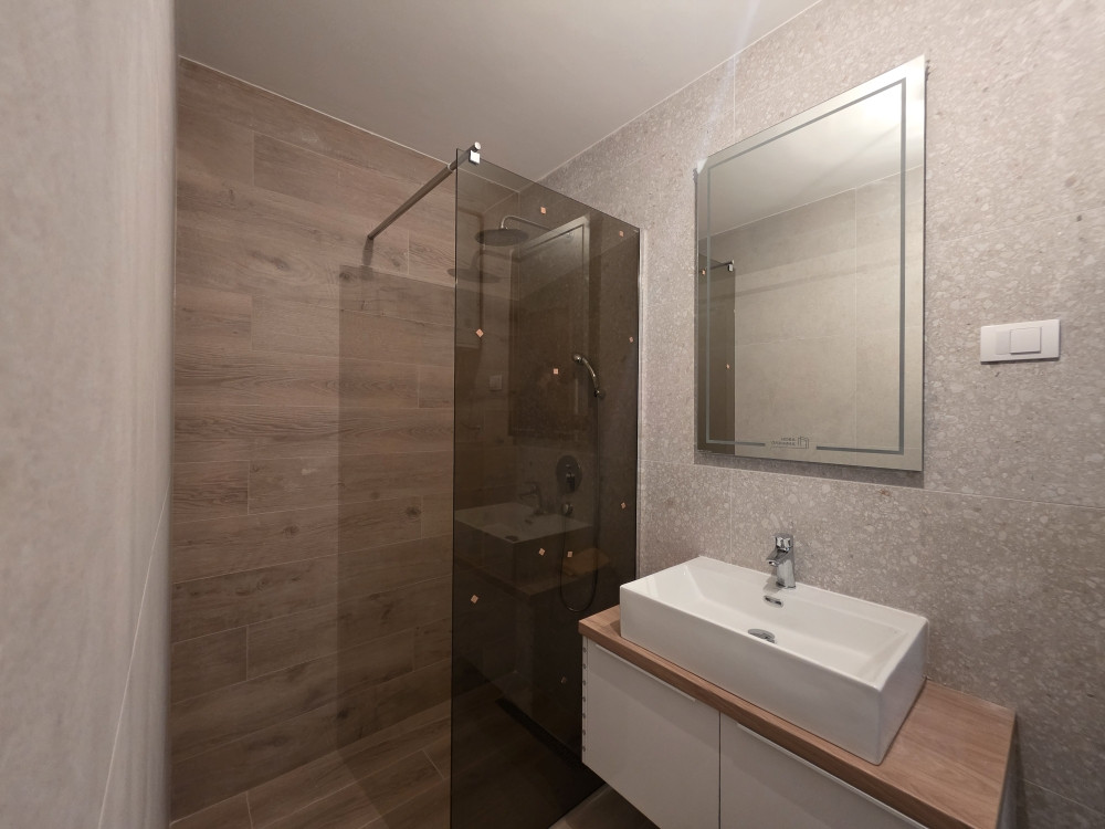 Prodaja manji dvosoban apartman Jahorina 8