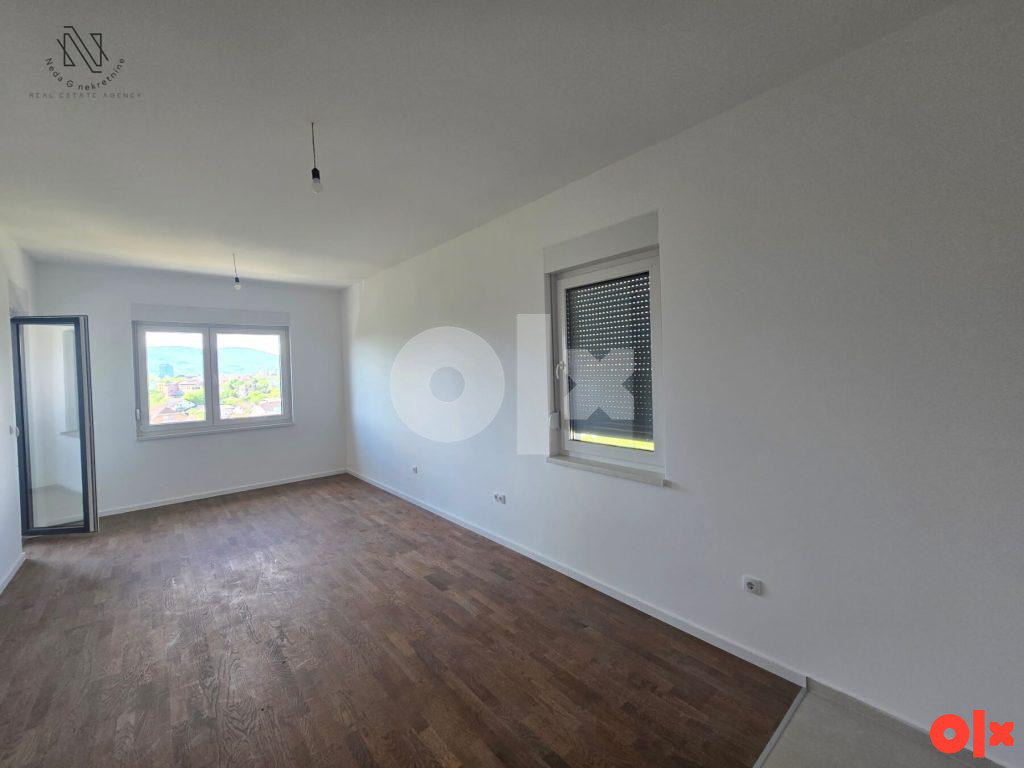 Nov, trosoban stan sa upotr.dozvolom- 63m2 3