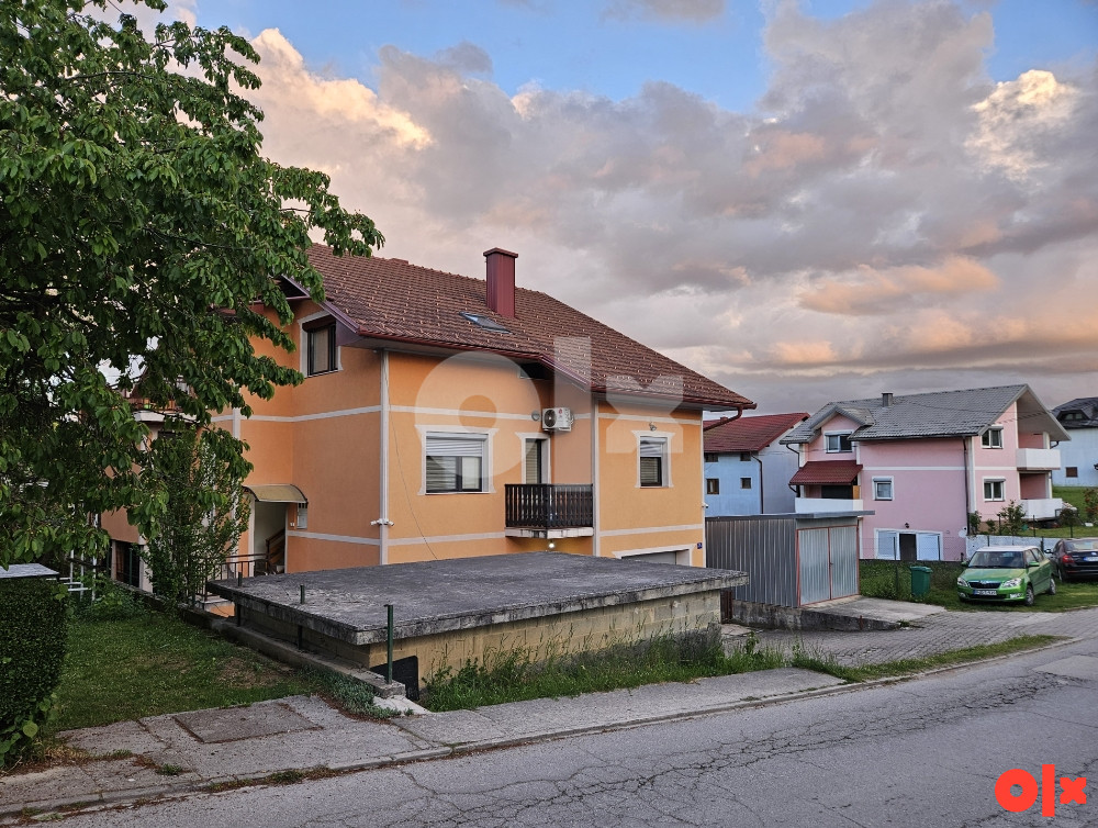 Porodična kuća sa okućnicom 2