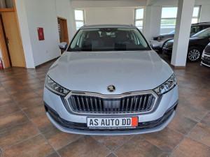 Škoda Octavia 2,0TDI VIRTUAL NAVI LED PDC 2021
