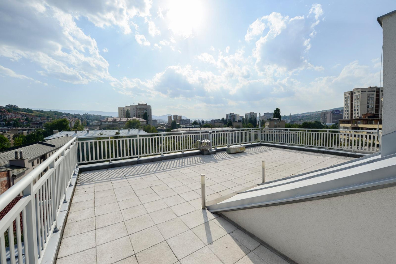NN Nekretnine : Luksuzni dvoetažni penthouse - Kovačići 12