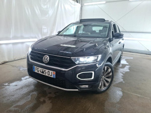 USKORO; VW T-ROC 1,6 TDI 115 Carat / Puno opreme