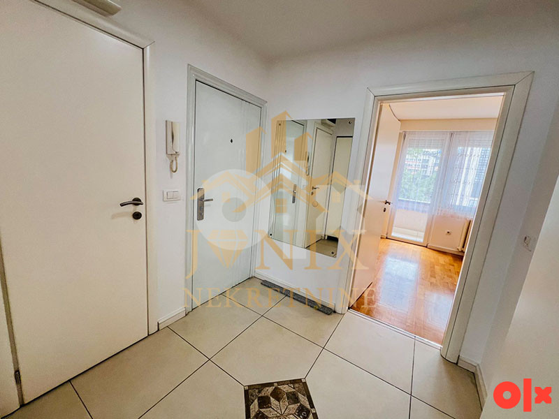 NAJAM stan CENTAR Banja Luka 54 m² - Widok 6