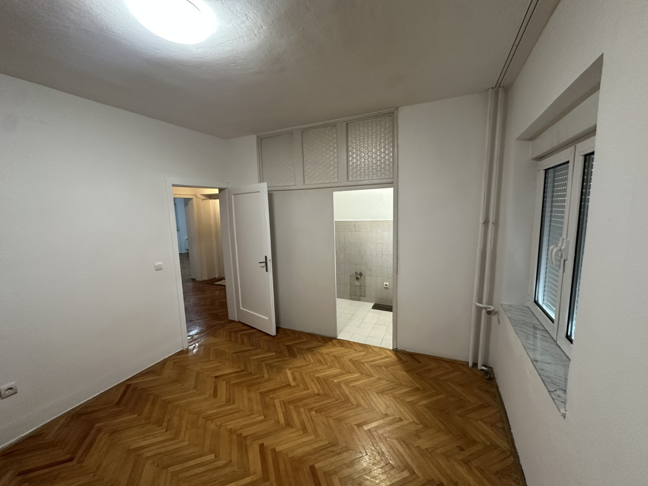 Trosoban stan u strogom centru - 75 m2 18
