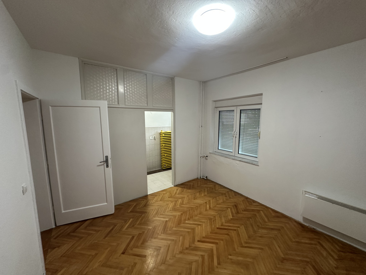 Trosoban stan u strogom centru - 75 m2 20