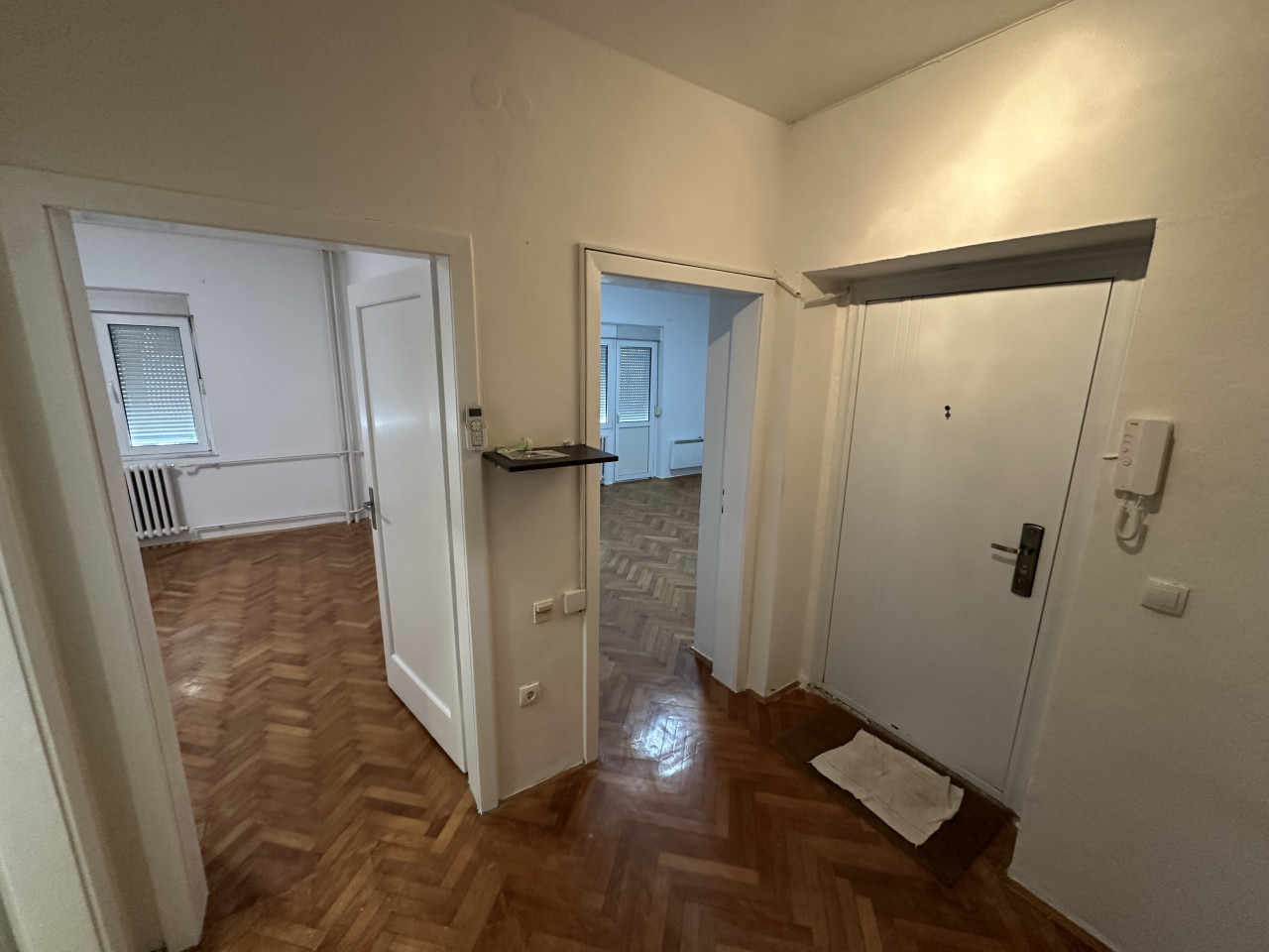 Trosoban stan u strogom centru - 75 m2 21