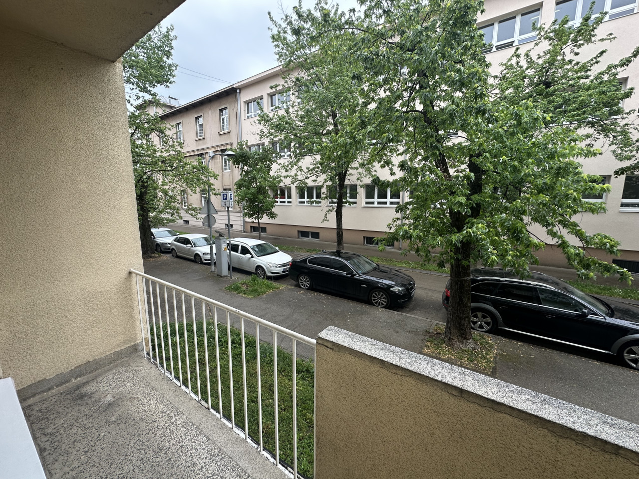Trosoban stan u strogom centru - 75 m2 25