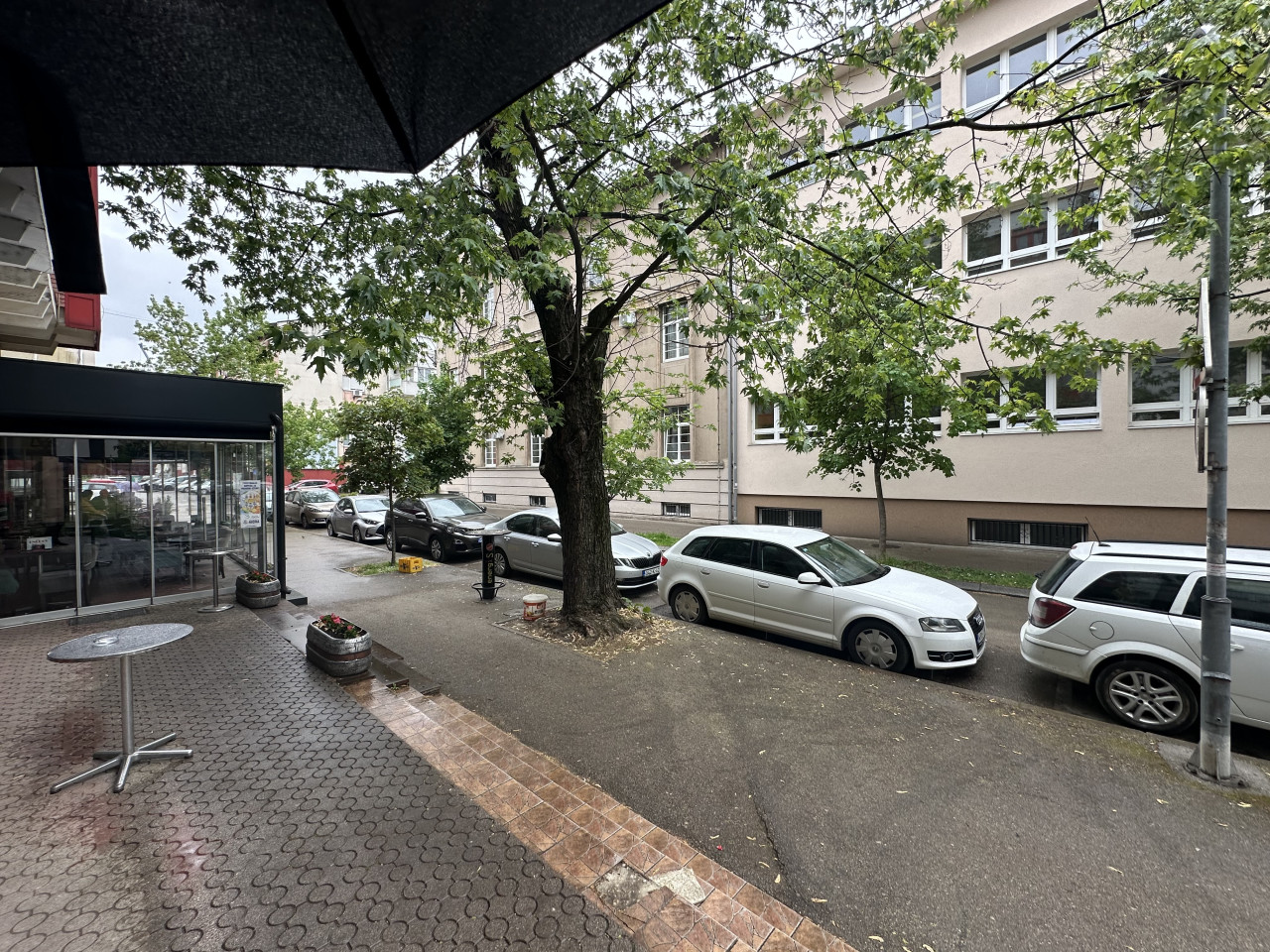 Trosoban stan u strogom centru - 75 m2 35