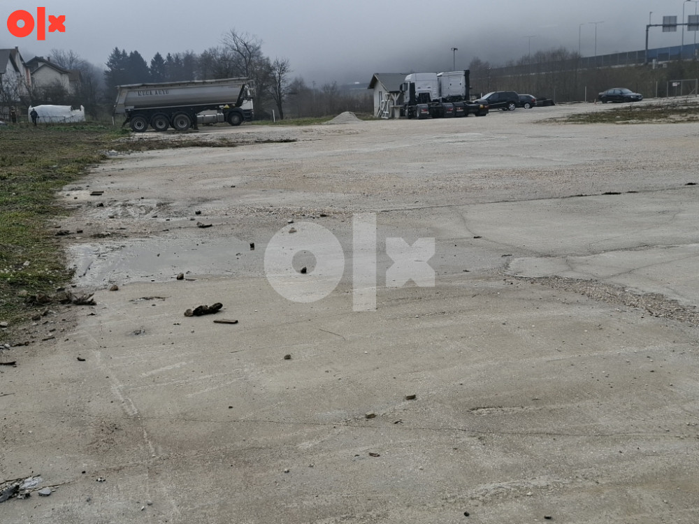 Iznajmljujem platz 5000 m²,ogradjen,kod petlje auto puta - Pohľad 5
