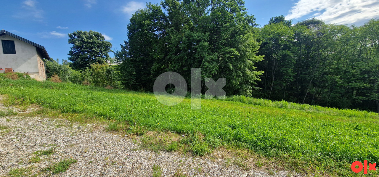 PLACEVI / GLAMOČANI / 1300 m2 / 2500 m2 2