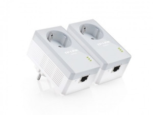 TP-Link TL-PA4010P KIT Powerline Adapter with AC Pass 600Mbps