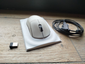 Vrhunski gaming miš Logitech G Pro X Superlight