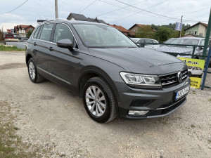 Volkswagen Tiguan 2.0 4x4*VIRTUAL*LED*NAVI*KAMERA*DSG*