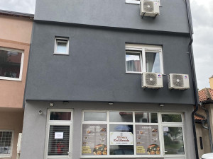 For sale: commercial space, full restaurant, can be paid in installments 180 months x 5,000 KM