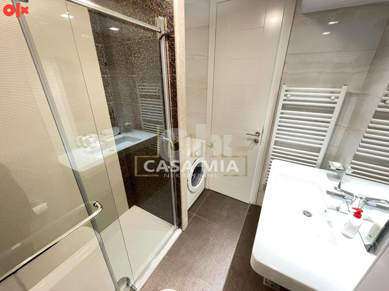 CASA MIA / Trosoban stan / 64m2 /  Višnjik- Bjelave / Centar 24
