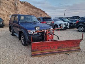 Nissan Patrol Y61-Dijelovi Limarije i Mehanike