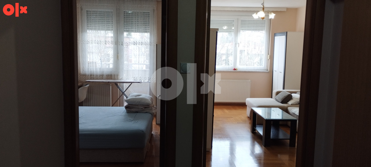 Namjeseten stan kod Ekonomskog fak. 46m2 2