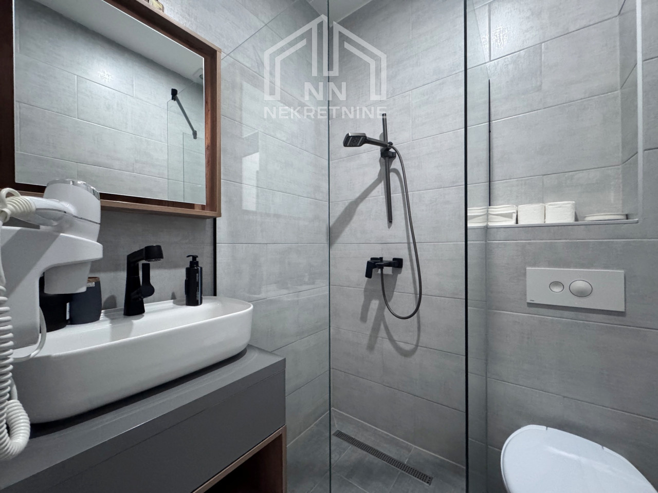 NN Nekretnine : Apartmani i ugostiteljski biznis - Centar photo 4