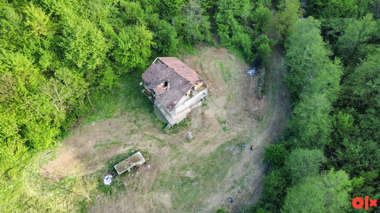 Konjic Zemljište 6.895m2 i devastirana Kuća