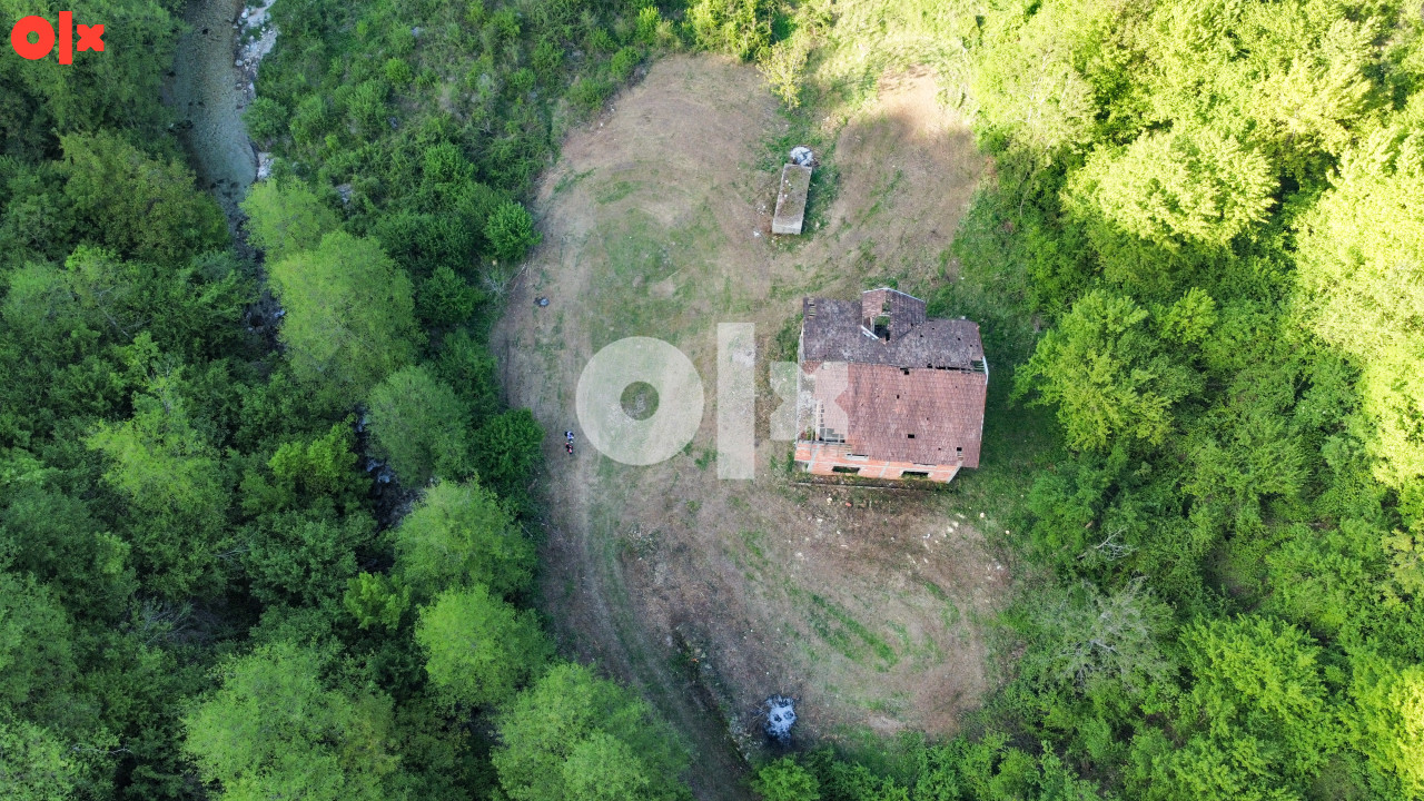 Konjic Zemljište 6.895m2 i devastirana Kuća 5