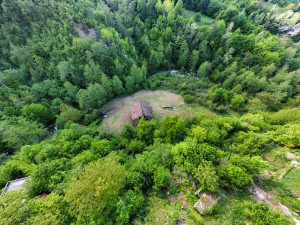 Konjic Zemljište 6.895m2 i devastirana Kuća