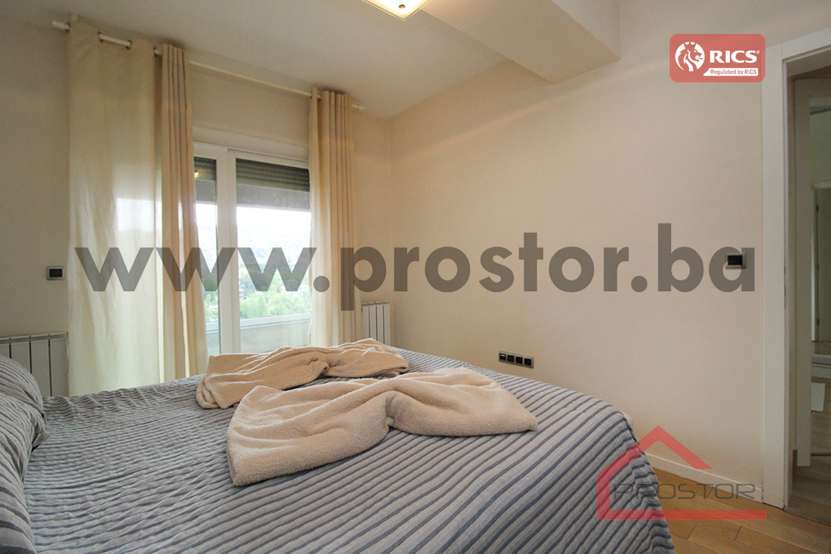 PROSTOR prodaje: Dvoetažni penthouse, Nova Otoka 13