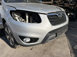 Branik prednji facelift Hyundai Santa Fe 2012 (fotografija 1)