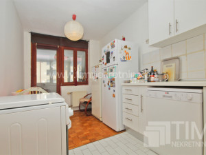 TIM: ZAMJENA - Dobrinja - Jednosoban stan 38m2 s lođom photo 4