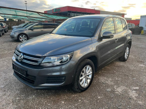 VW Tiguan *4x2* 2.0 TDI / 81kW *12/2013* 142TKM