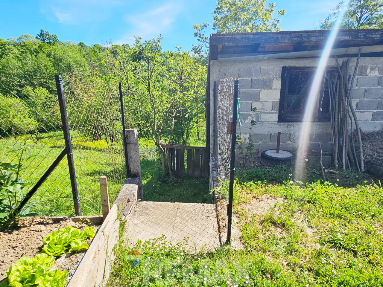 Kuća sa 5 stanova-idealno za porodicu, vrtić, starački dom i sl. 43