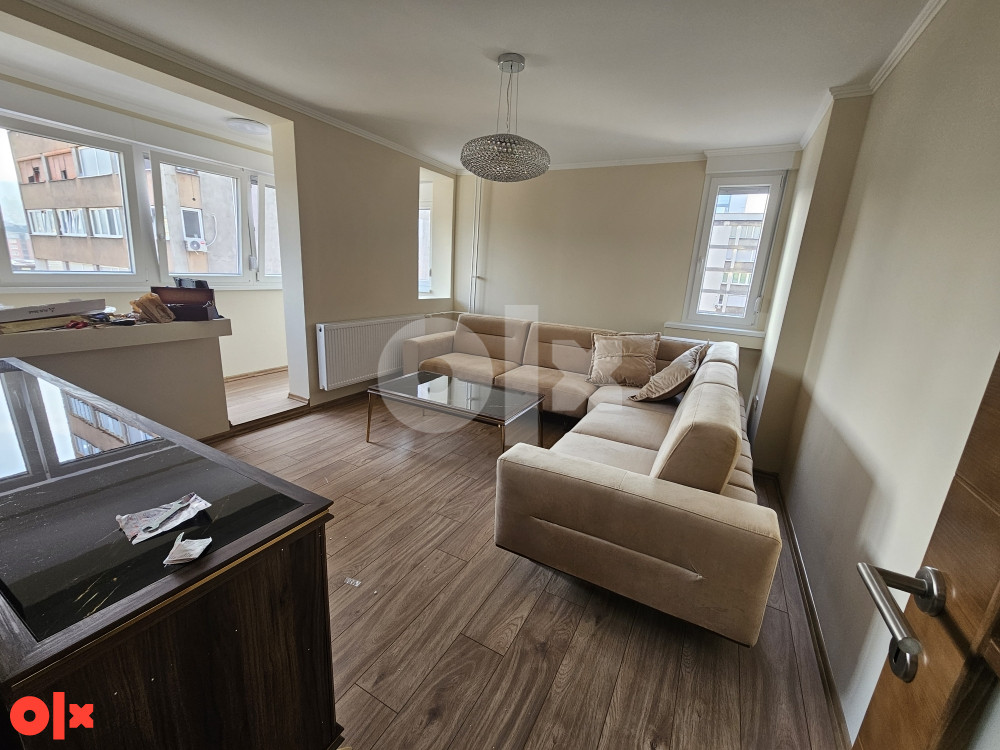 Stan Bulevar/60m2/Renoviran 2
