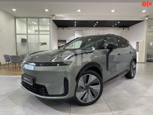 Lynk & Co 08 Plug in hybrid 39.6kWh AT FWD RANGE 200 km!