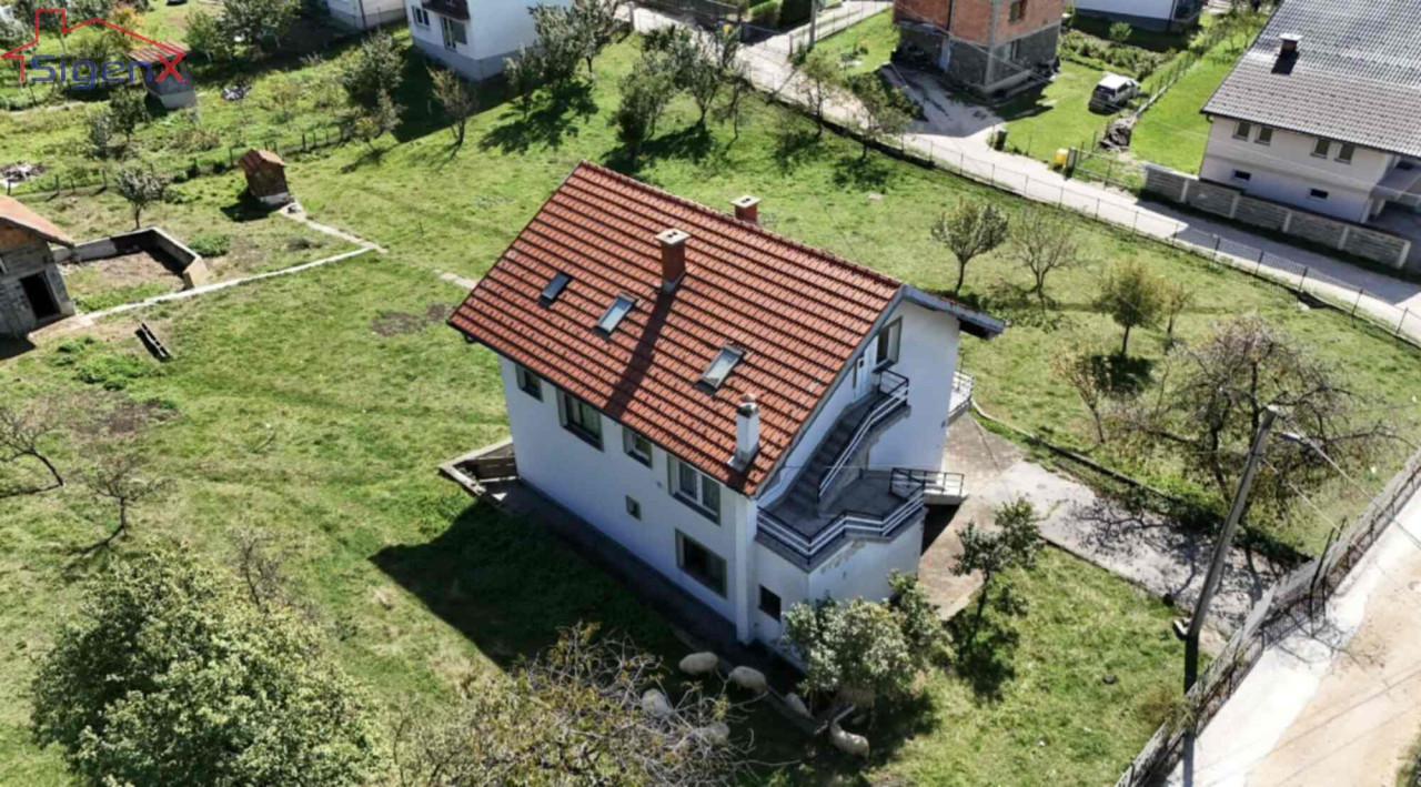 Kuća Hotonj - Vogošća/ Objekat 3 etaže photo 5
