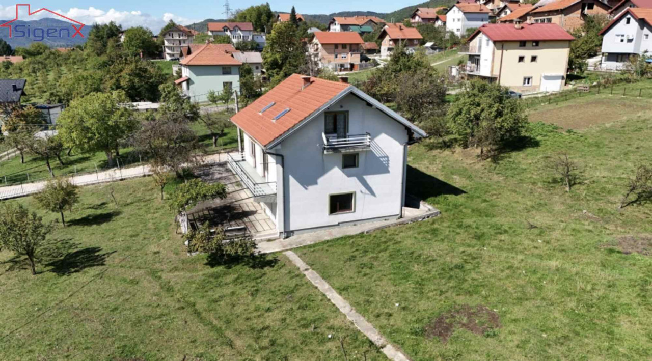 Kuća Hotonj - Vogošća/ Objekat 3 etaže photo 4