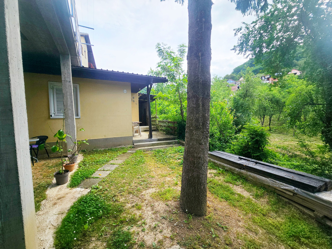 NA PRODAJU DVORIŠNA KUĆA OD 40M2/ STARČEVICA/POVOLJNO
