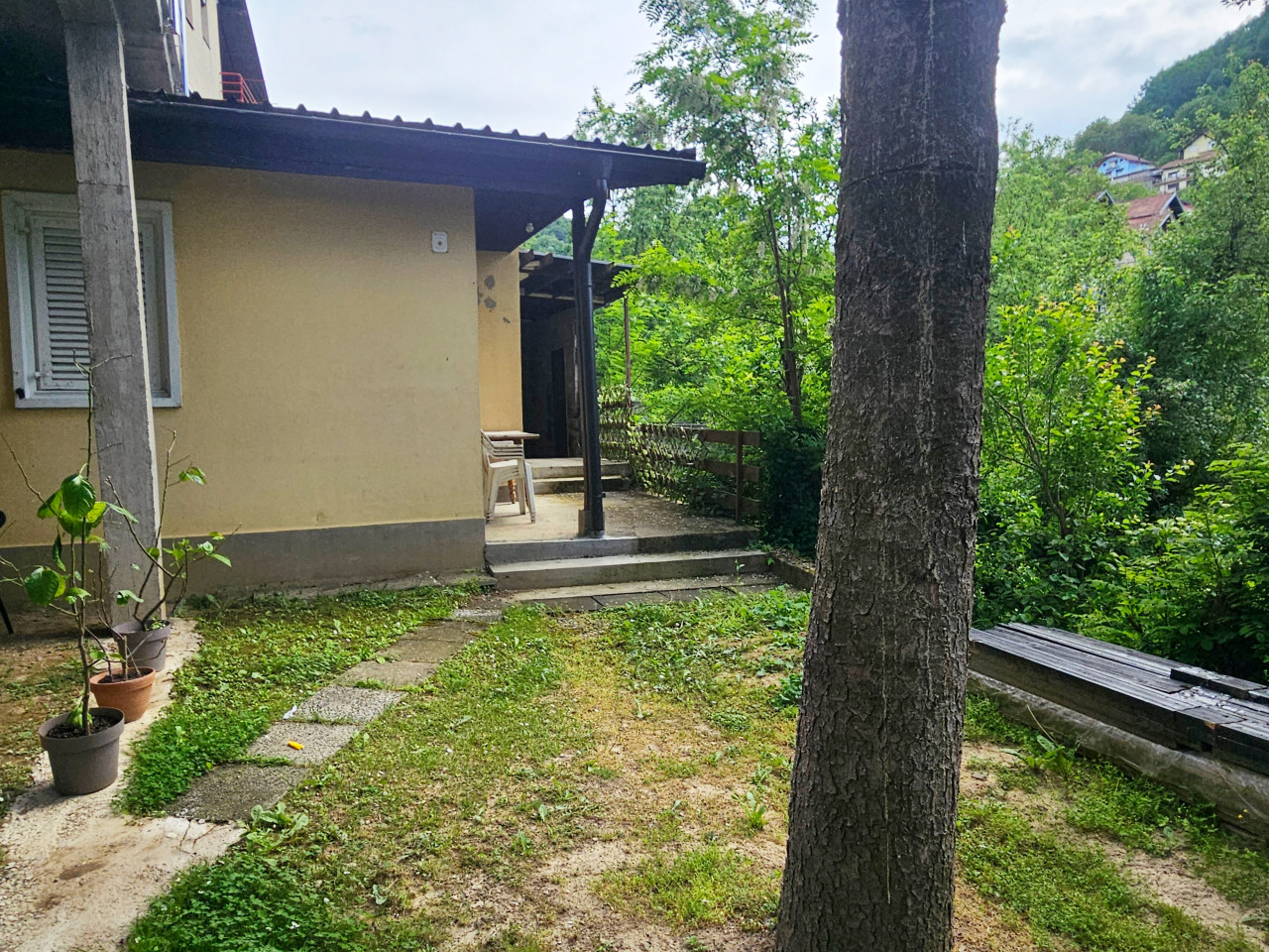 NA PRODAJU DVORIŠNA KUĆA OD 40M2/ STARČEVICA/POVOLJNO 2