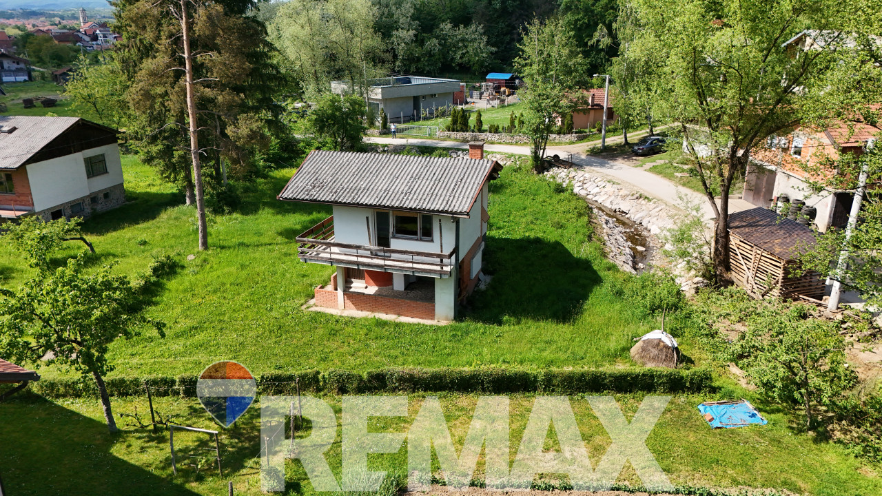 Vikendica u Priječanima | Ravan plac 1113m2 | 10 km od centra 6