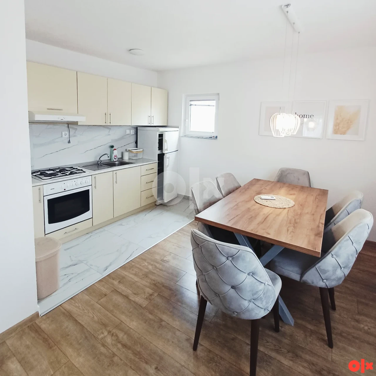 Kuća Prijedor 270m2, Petrovo 7