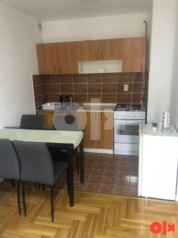 Stan za izdavanje Dobrinja I Istocno Sarajevo 42 m2 3