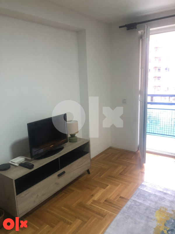 Stan za izdavanje Dobrinja I Istocno Sarajevo 42 m2 2