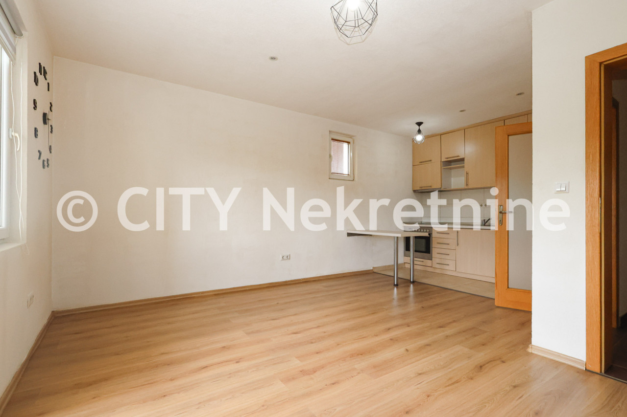 Dvosoban stan sa balkonom - Vogošća - 60 m2 3