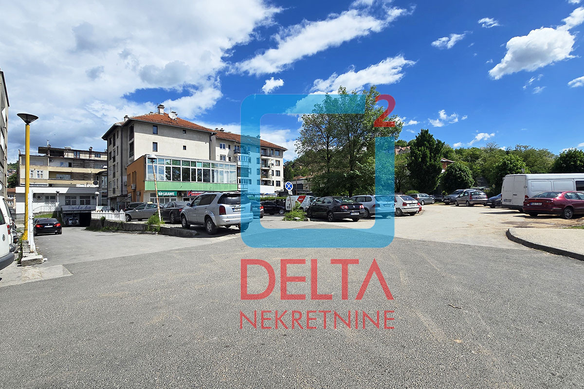 Poslovni / skladišni prostor  / 310m2 / Adema Buće / Buća Potok 15