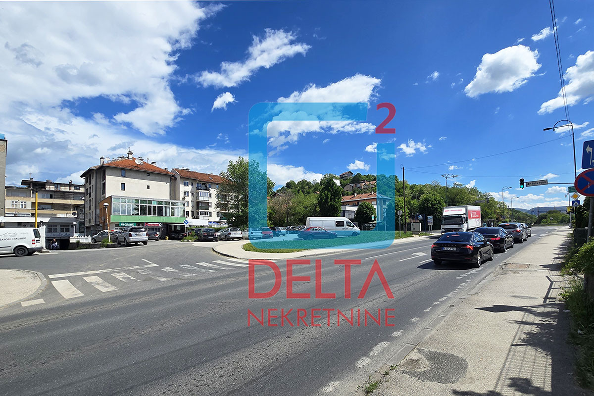 Poslovni / skladišni prostor  / 310m2 / Adema Buće / Buća Potok 16